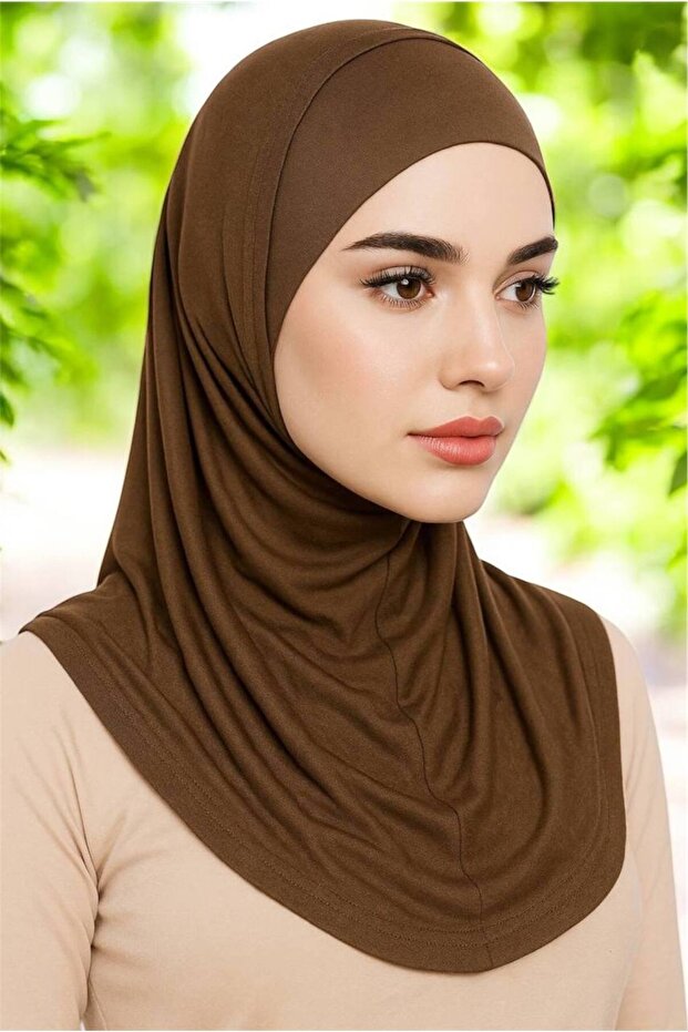 قطعتان من الحجاب الليكرا