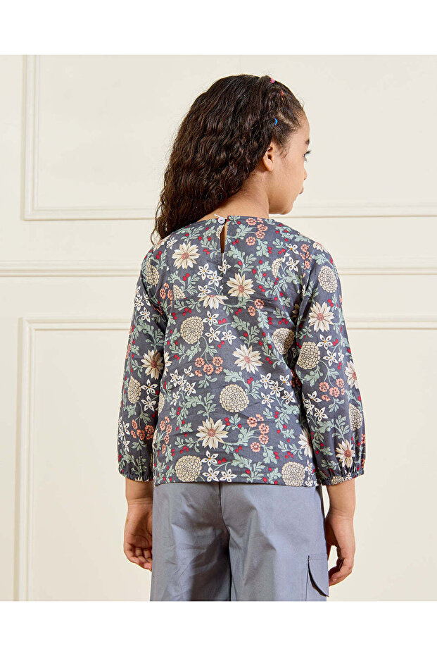 بلوزة كاجوال من AOP - 3