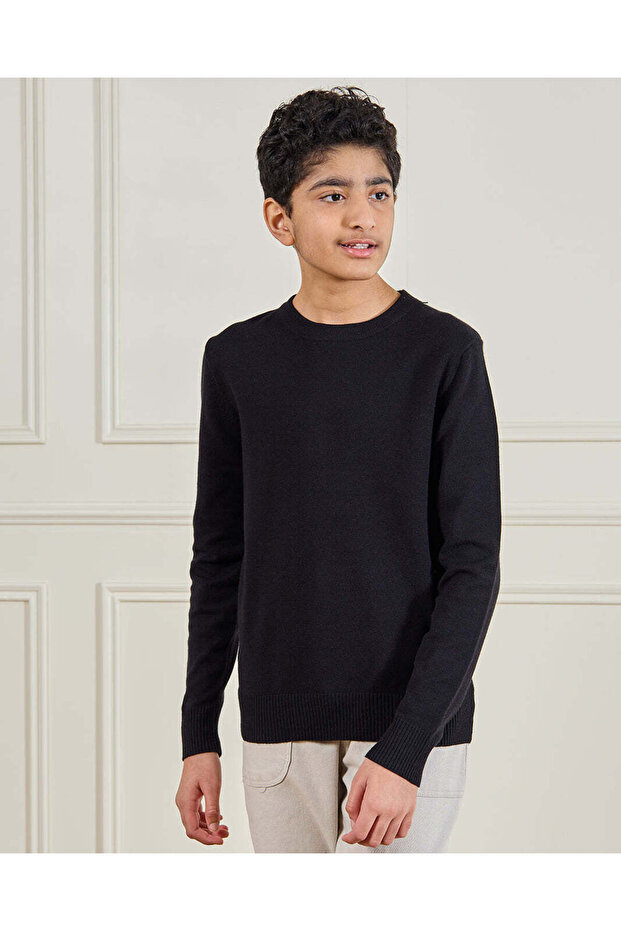 Senior Boys Black Solid Sweater - 1