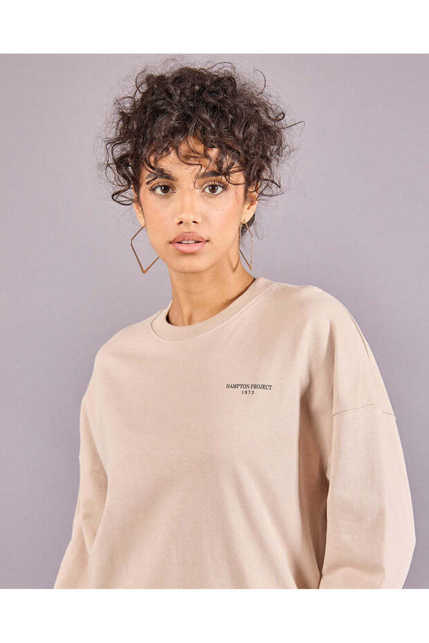 سويت شيرت نسائي بيج سادة برقبة دائرية - 4