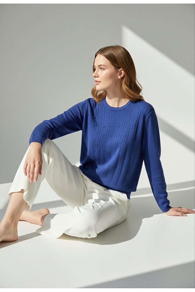 Women's Knitwear Sweater Medium Thickness Short with Bead Detail