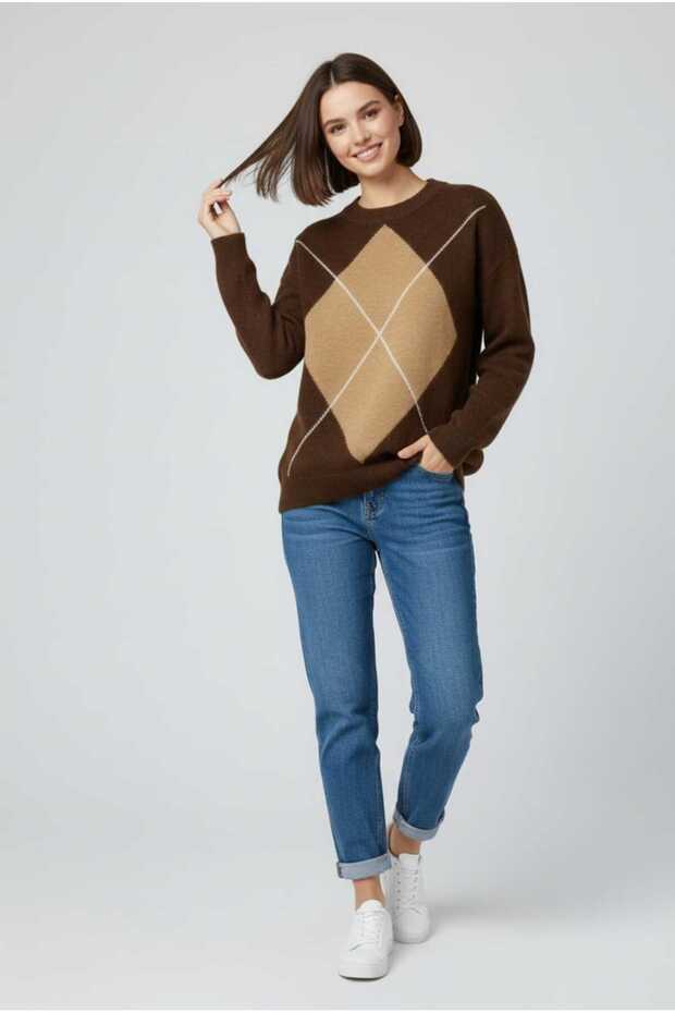 Women's Crew Neck Diamond Pattern Trendy Sweater Brown _Beige