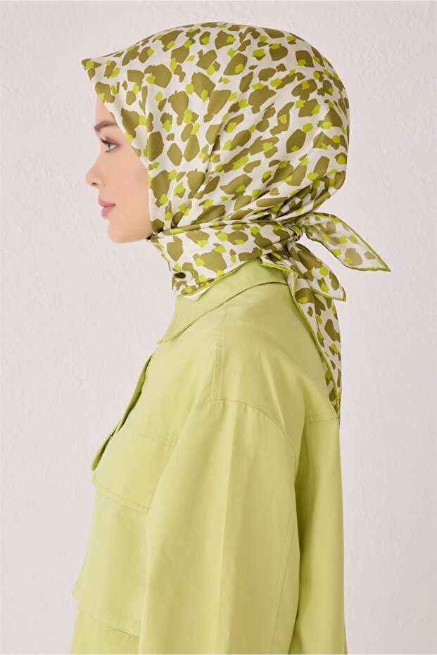 وشاح حرير بنقشة الفهد 4042D (تويل)-31 - 2