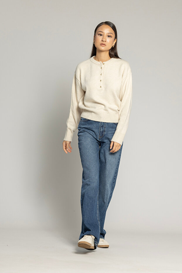 KNOB DETAILED KNITWEAR SWEATER