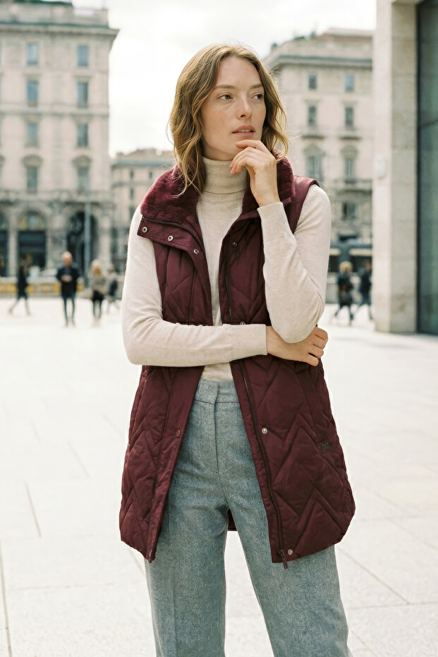 Women's Burgundy Fur Collar Short Vest