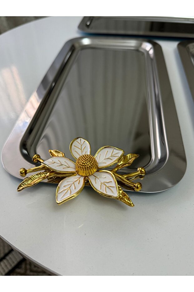 صينية تقديم كبيرة مستطيلة الشكل من الفولاذ المقاوم للصدأ مع زهرتين كبيرتين - 2