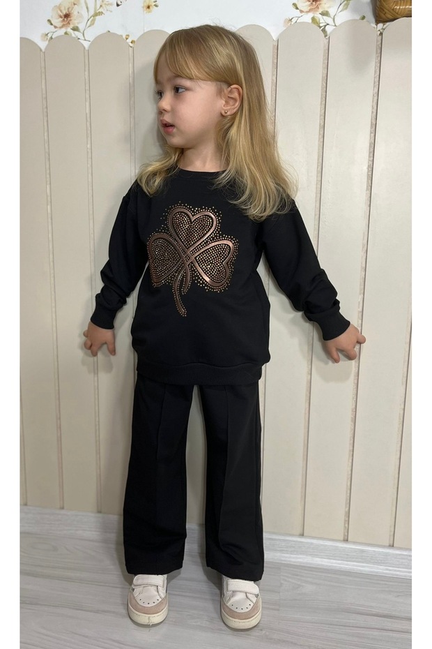New Season 2 Girls' Sporty-Chic Bottom-Up Set with 2-Ply Clover Stone Printed Wide-Legged Pants