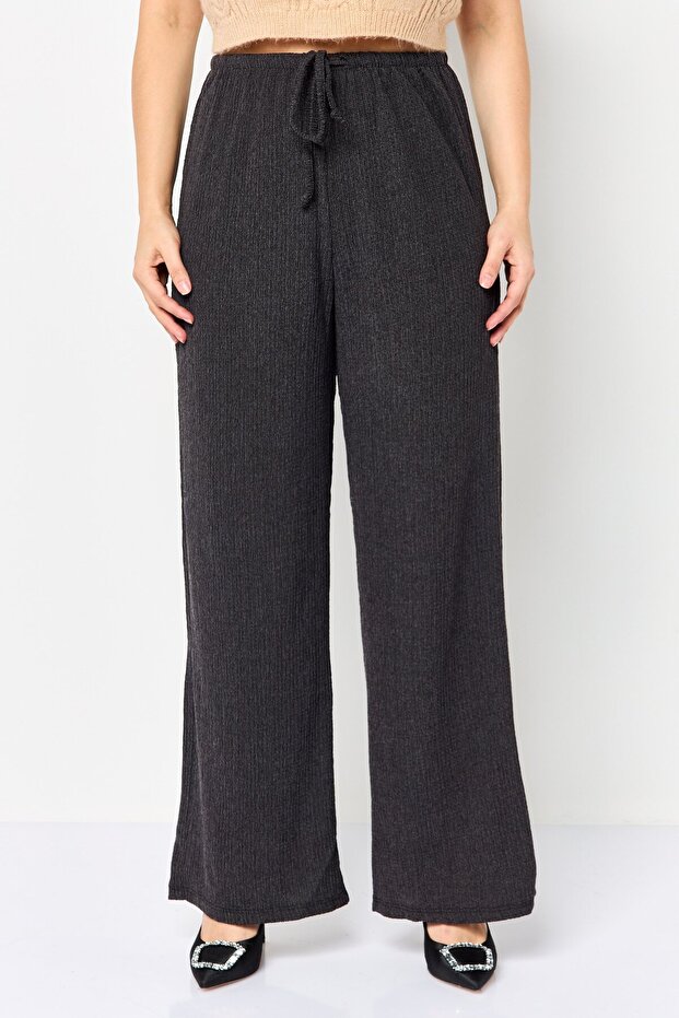 Women Wide Leg Textured Pants, Dark Grey