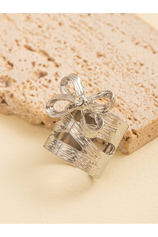 خاتم فضي مفتوح على شكل فيونكة - 1