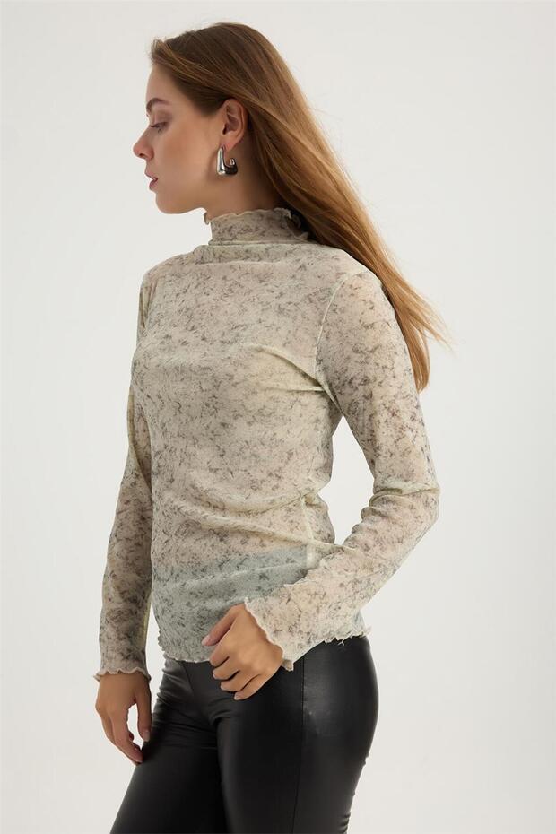 بلوزة منقوشة بنقشة هارلي - 2