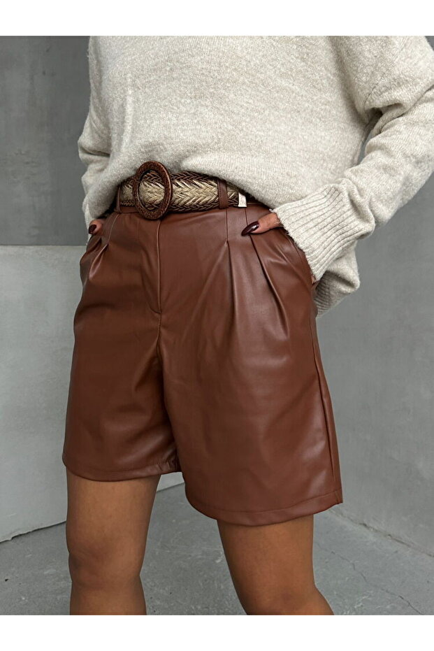 Kemerli Deri Şort - 1
