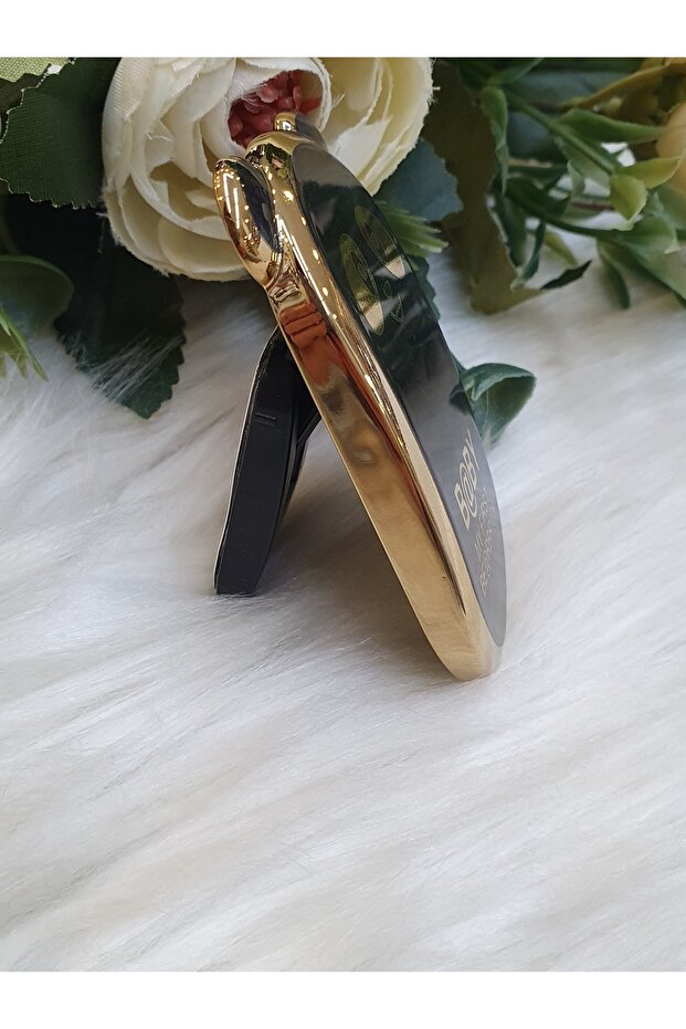 حامل الباندا اللطيف على الطاولة - 4