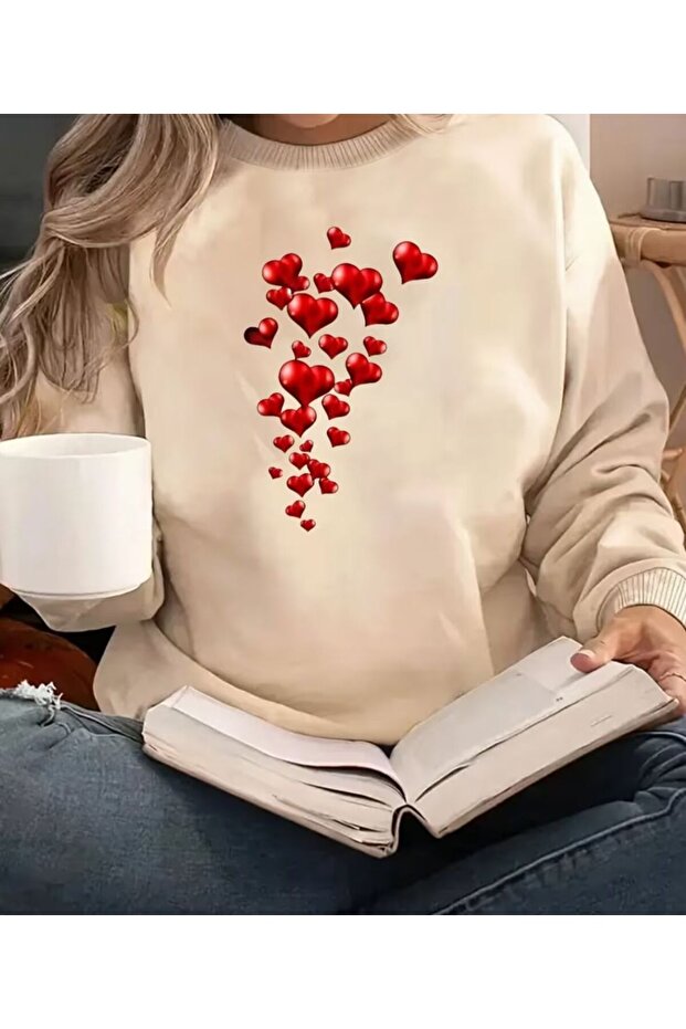 Red Hearts Print Detailed Crew Neck Sweatshirt