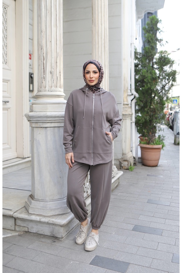 Hooded Sports Capital Team