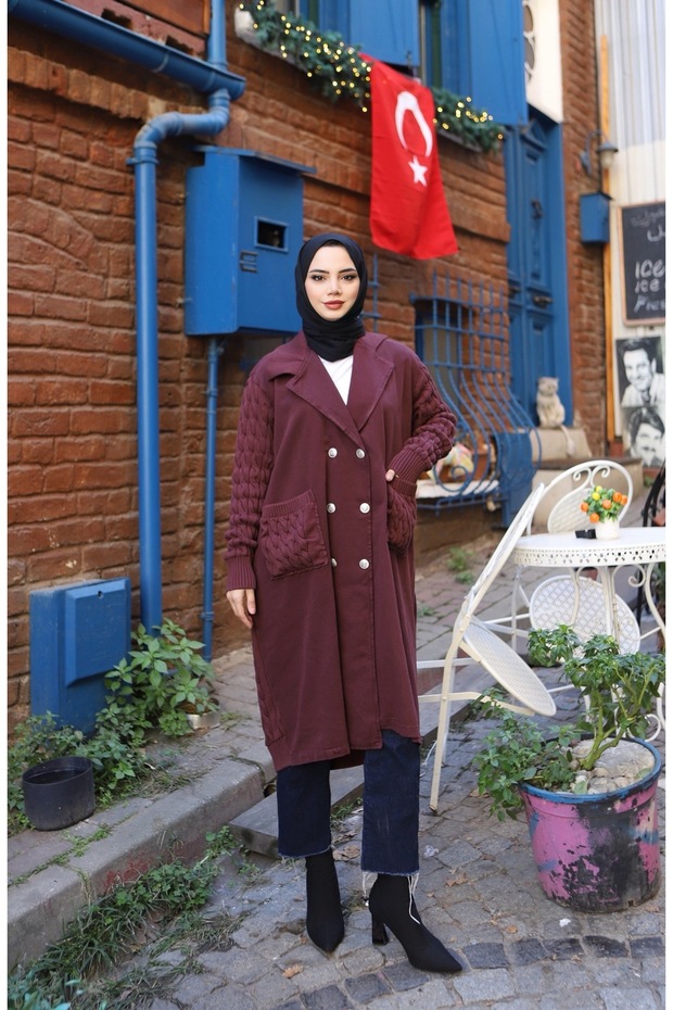 Buttoned Two-Thread Knit Cardigan - 1