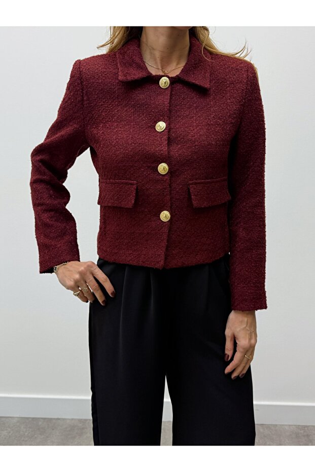 سترة من التويد مزينة بأزرار ذهبية - 2