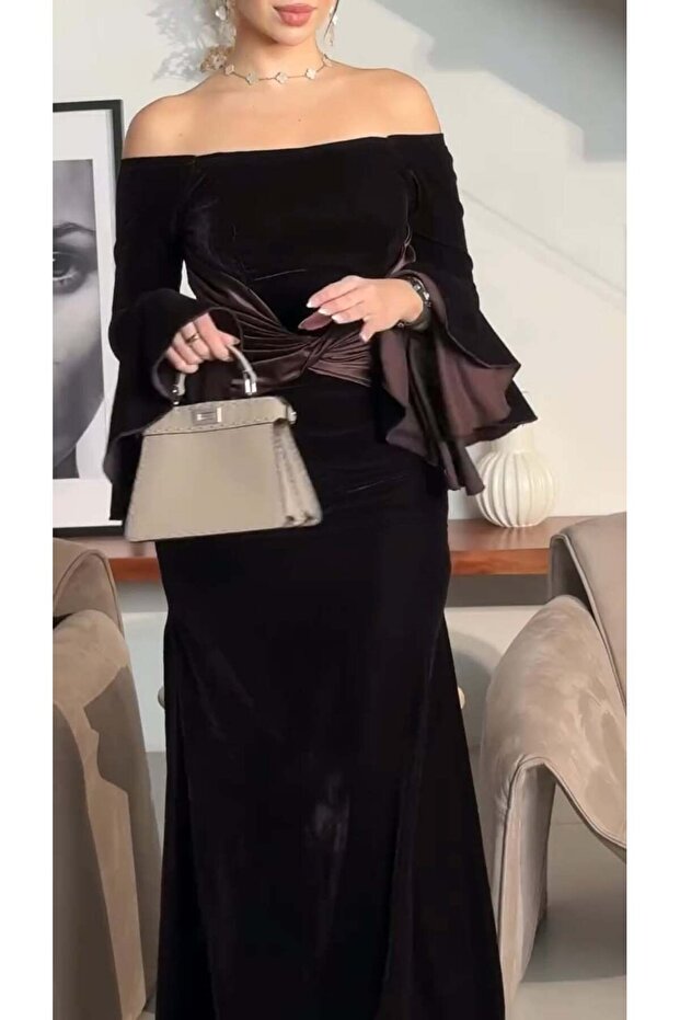 فستان ناعم بني مخمل