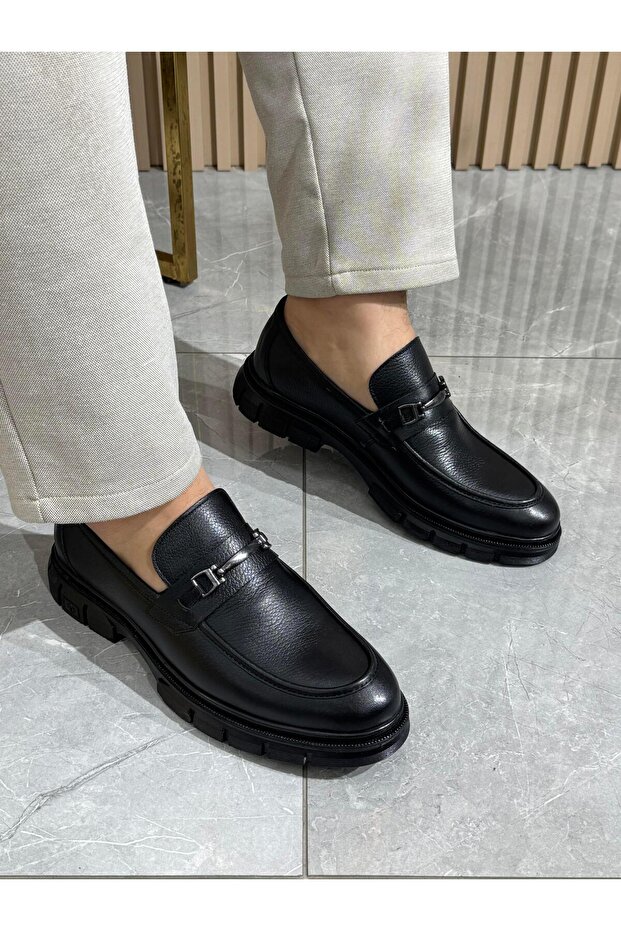 Genuine leather buckle men's moccasin 026