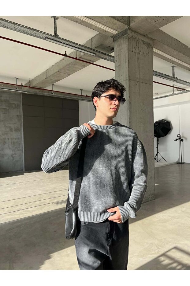 Acid Wash Triko Basic Sweatshirt