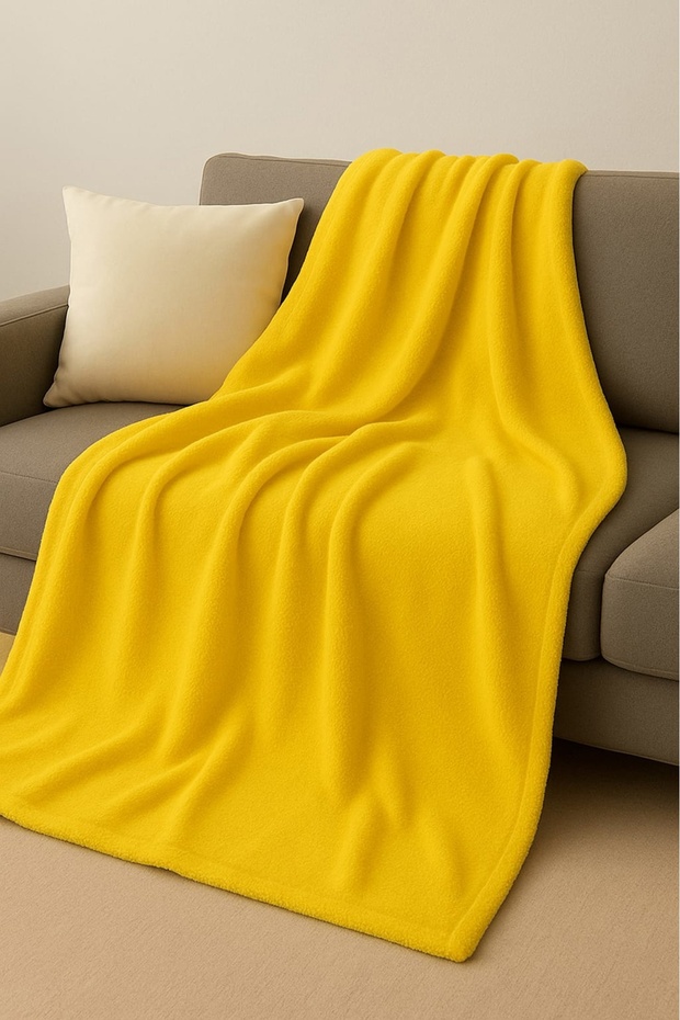 Yellow Fleece Tv Blanket 130X180 cm Single Plush Tv Blanket