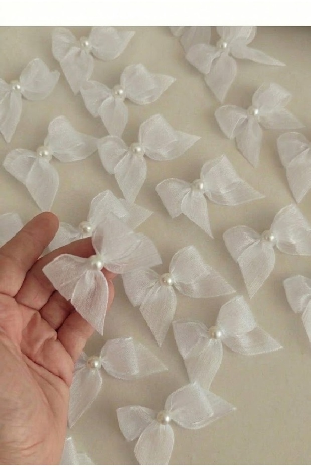 Pearl Linen Bow Ribbon – 15 Decorative Bow Ornaments