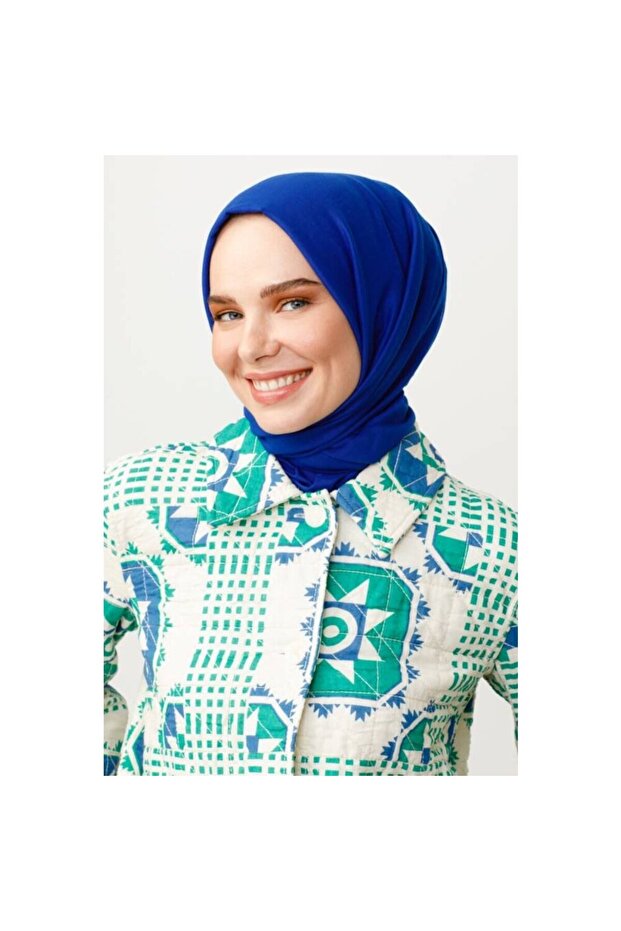 شال قطني أزرق اللون من بارليمانت