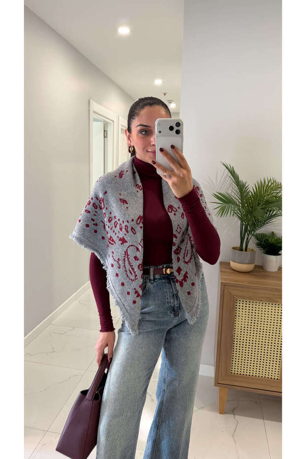 Jessie Gray Burgundy Patterned Shawl Knitwear