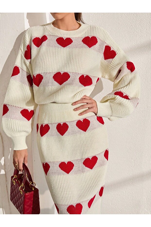 HEART DETAIL SKIRT SET