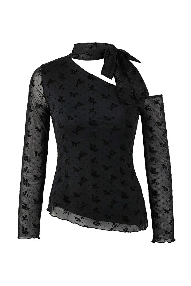 Siyah Çiçekli Fitted/Vücuda Oturan Asimetrik Yaka Uzun Kollu Kuşaklı Tül Örme Bluz TWOAW26BZ00346 - 6