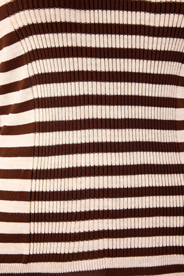 Kahverengi Polo Yaka Basic Çizgili Fitted/Vücudu Saran Triko Kazak TBBAW26AN00064 - 7