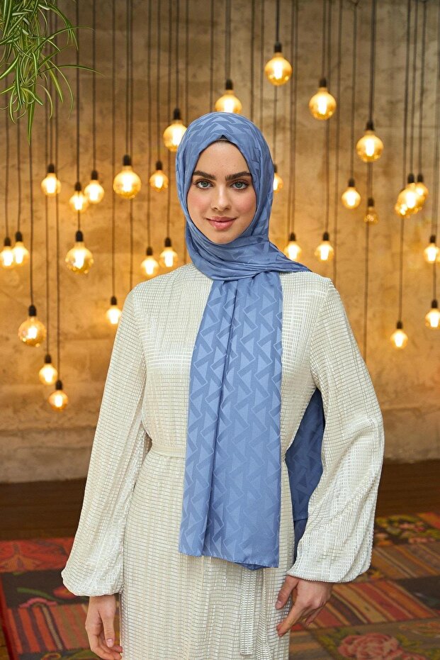 مجموعة Summer Radiance من شالات الجاكار الحريرية باللون الأزرق 9014-16