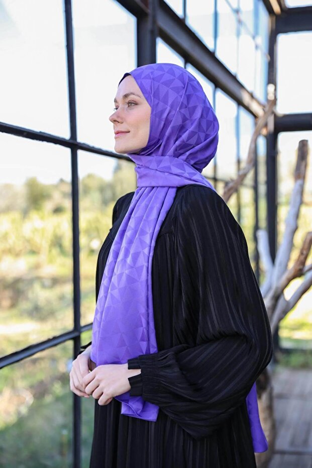 Triangle Pattern Silky Jacquard Shawl Iris 9005-19 - 2