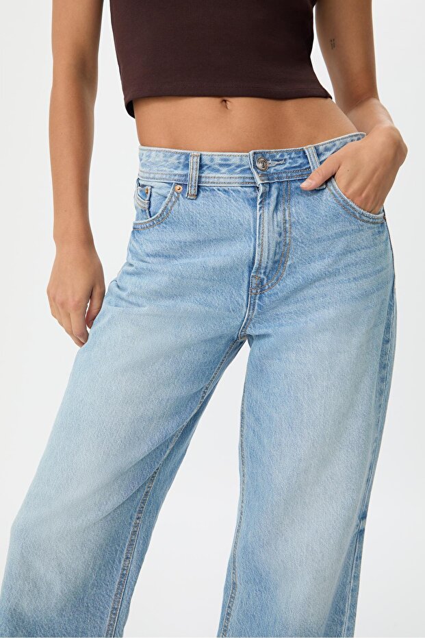 D96 Straight Crop Jean - 3