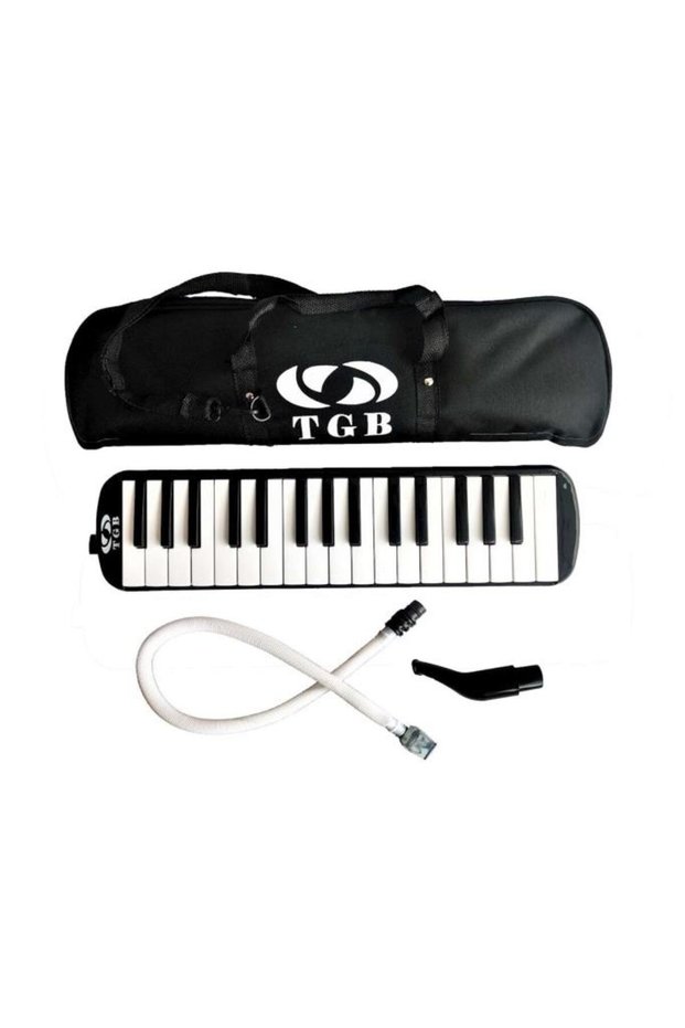 32k 32 Keys Melodika with Cloth Bag - Black.