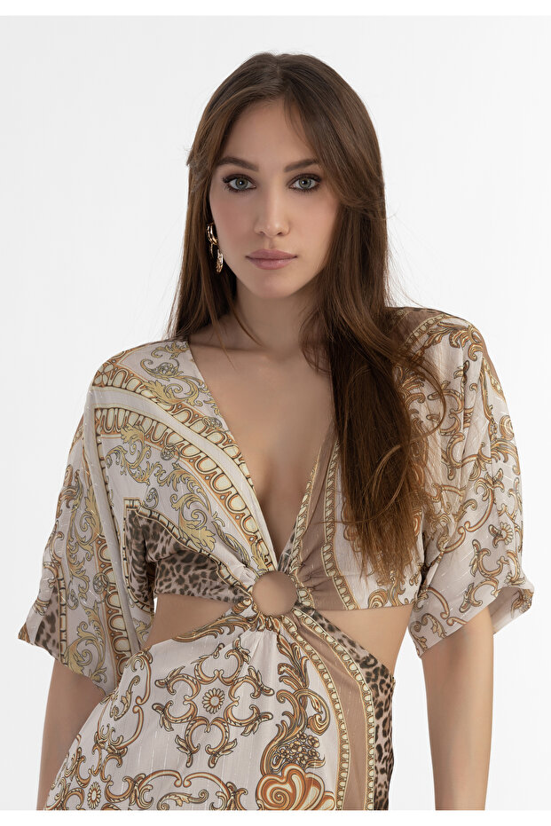 Rochie mini cu decupaje - 5