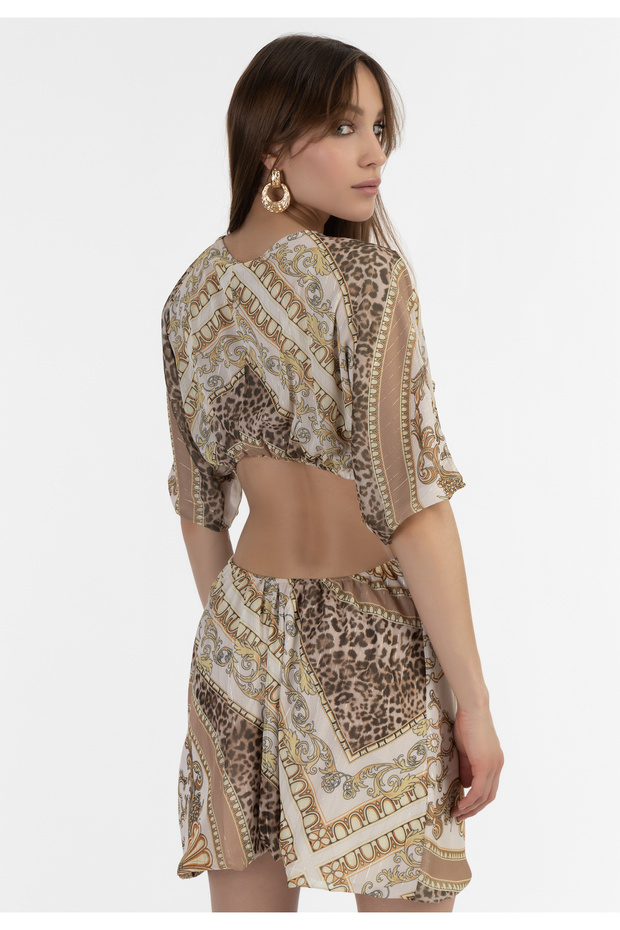 Rochie mini cu decupaje - 4