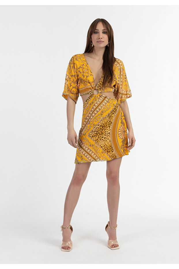 Minikleid mit Cut-outs - 1