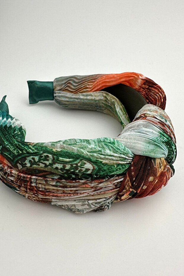 تاج مطوي ملون بنمط الزهور - 4