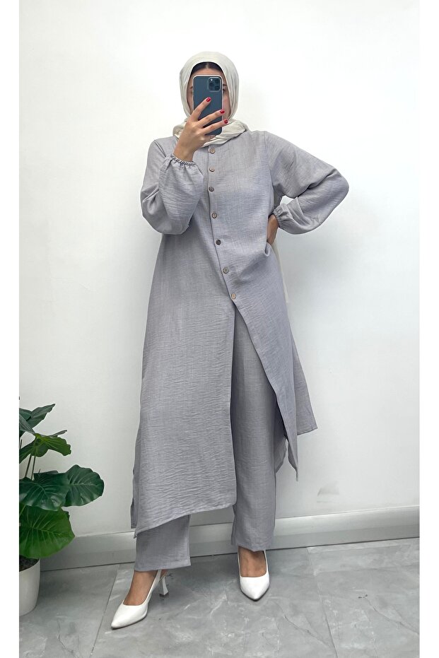 بدلة كتان بمظهر نصف زر - 4