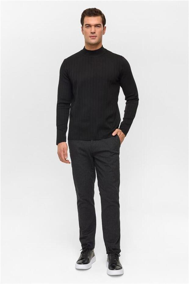 Siyah Regular Desenli Bisiklet Yaka Triko - 6