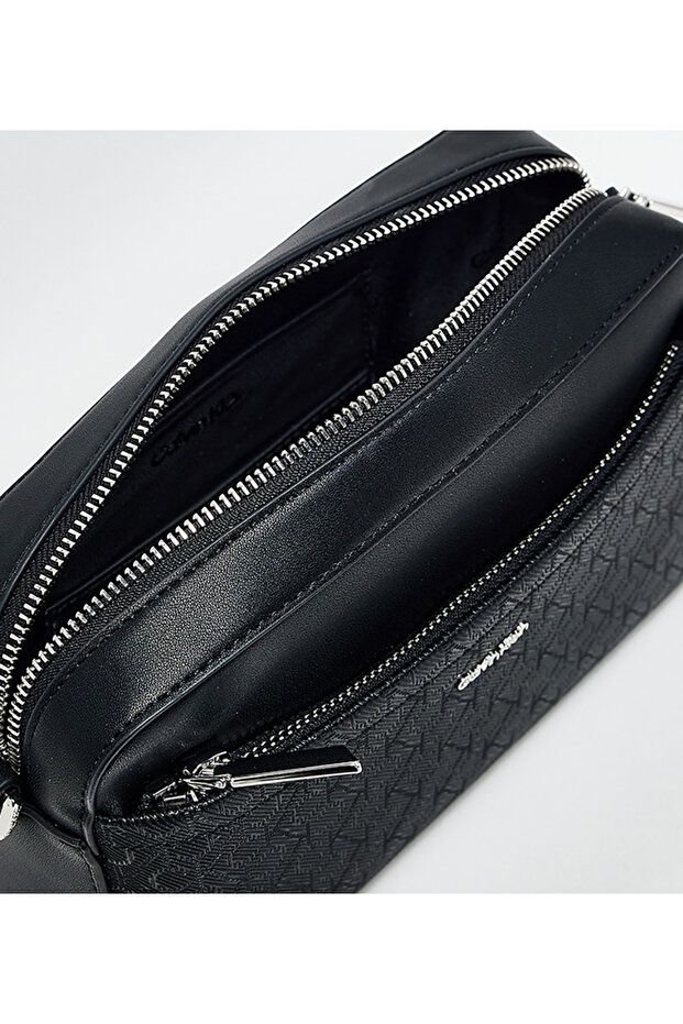 CK MUST AOP DOUBLE STRAPS CAMERA - 3