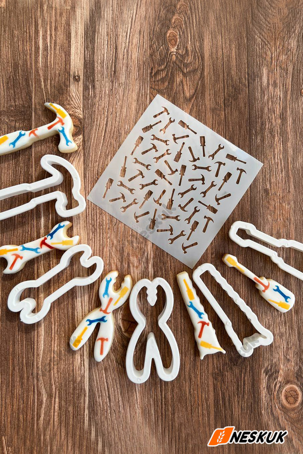 قالب بسكويت على شكل أداة + قالب منقوش على شكل أداة - 1