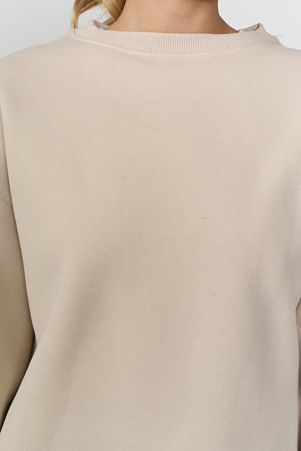 Basic Sweatshirt - 4