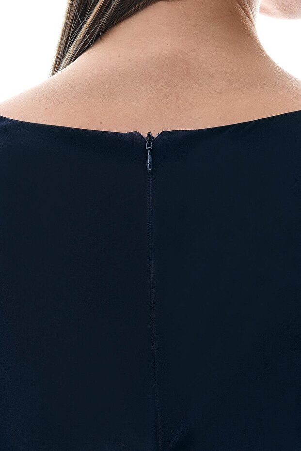 Drape Ve Kuşak Detaylı Elbise - 5