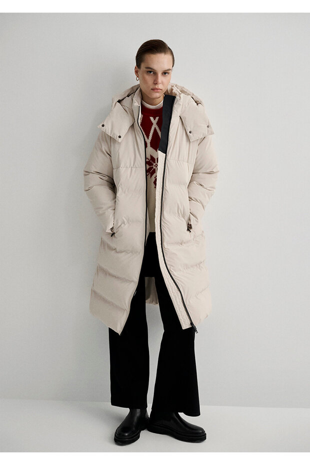 Beige Puffer Jacket with Hood 1110487 -70136