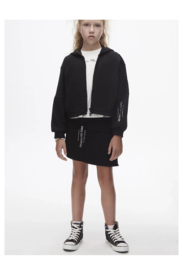 8-14 years old zippered cardigan black