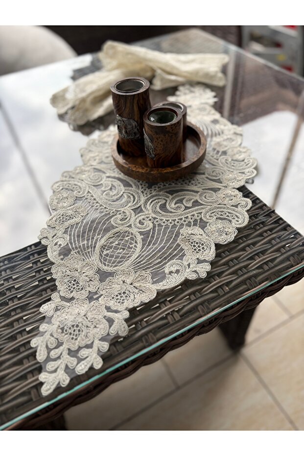 Runner - Ranır 3 Parça Dantelli Masa Örtüsü Lorea Model - 3