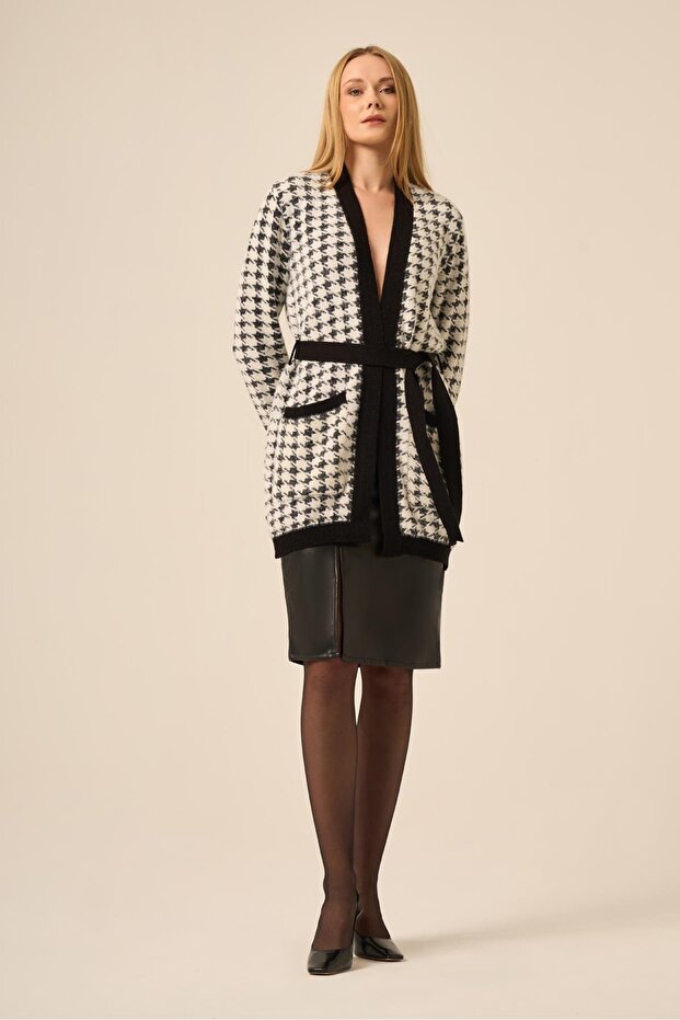 Women's Crow's Feet Cardigan Black 25250