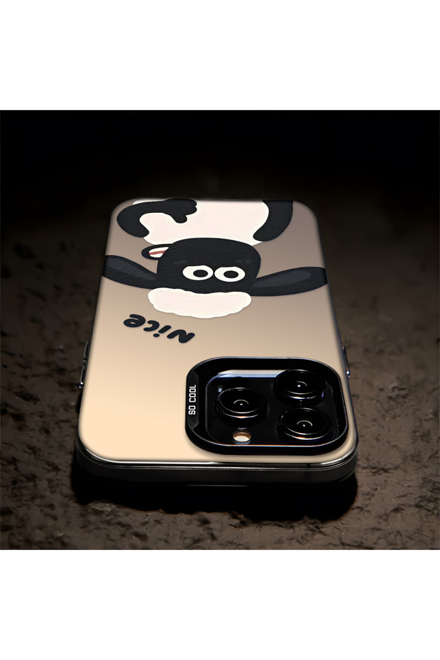 غطاء سيليكون متوافق مع آيفون 16 برو بحافة صلبة ومضاد للسقوط بنمط الخروف - 5