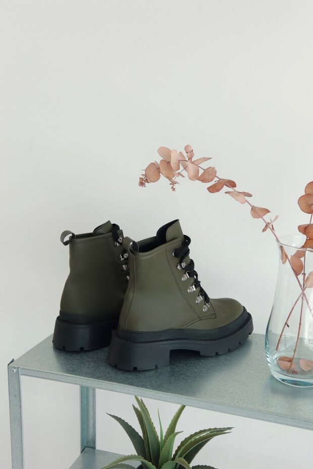 Bağcıklı Postal Bot - 2